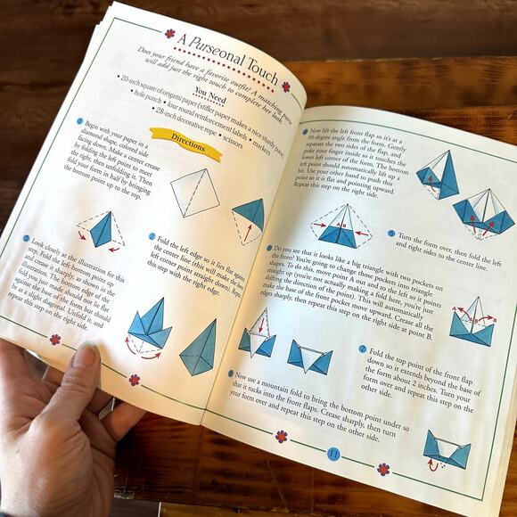 Vintage 2000 Girls Wanna Have Fun Friendship Origami Paperback Book - Picture 5 of 10